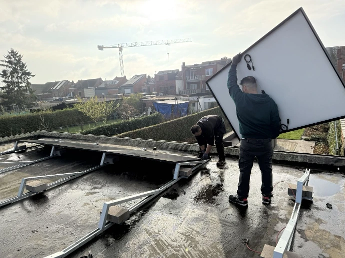 installatie zonnepanelen in temse