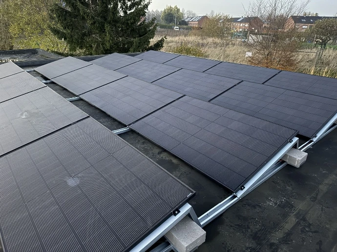 installatie zonnepanelen in temse